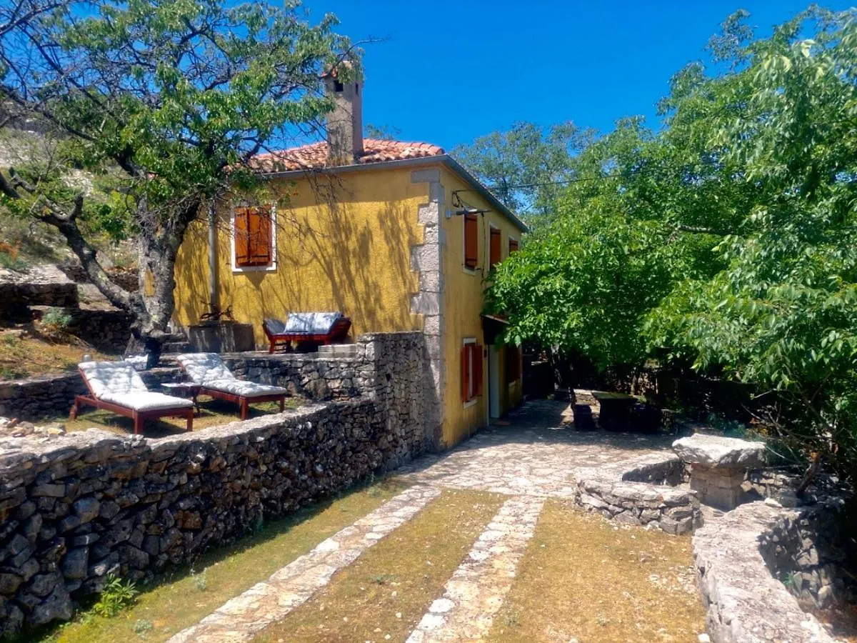Melina Heritage House Cres