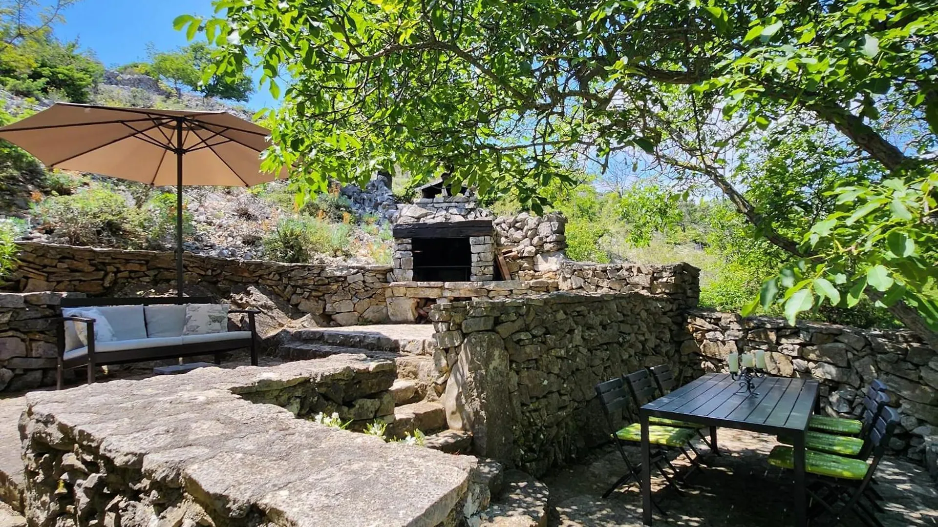 Melina Heritage House 0*, Cres Croatia